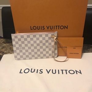 LV DA Neverfull MM Pochette